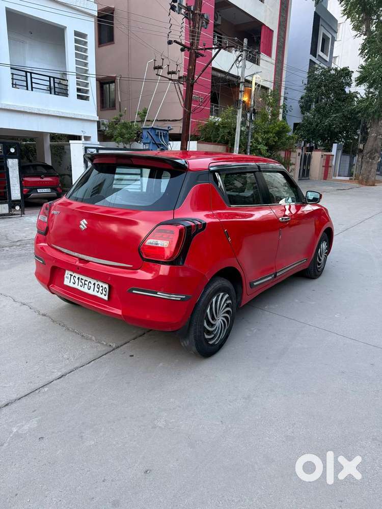 Maruti Suzuki Swift Vxi + Manual, 2022, Petrol
