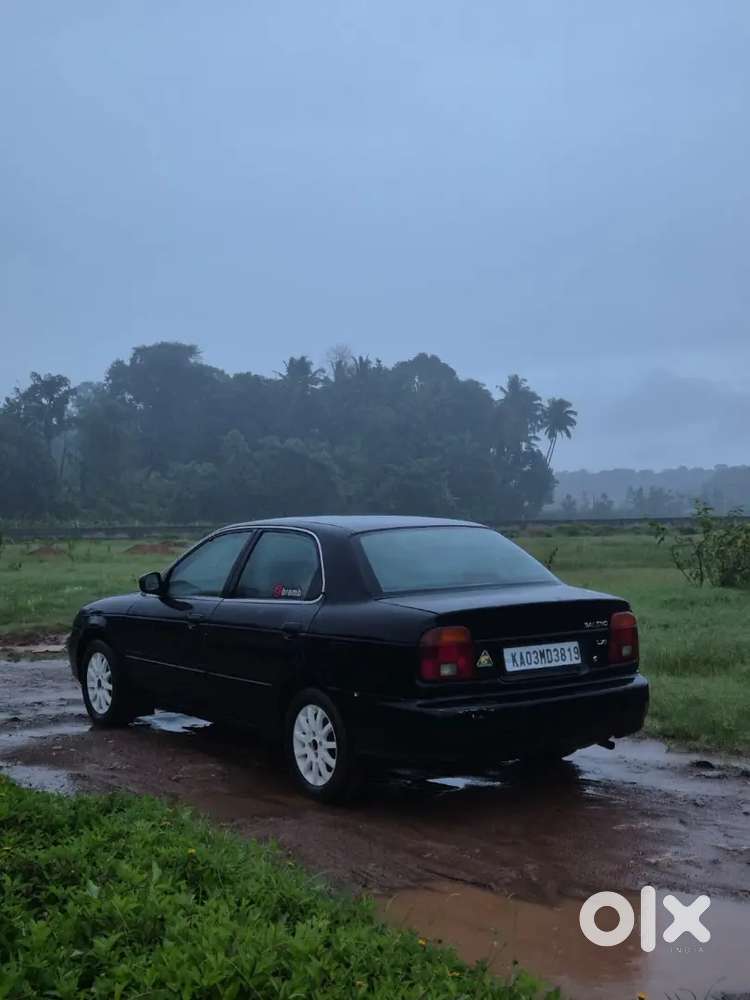 Maruti Suzuki Baleno 2005