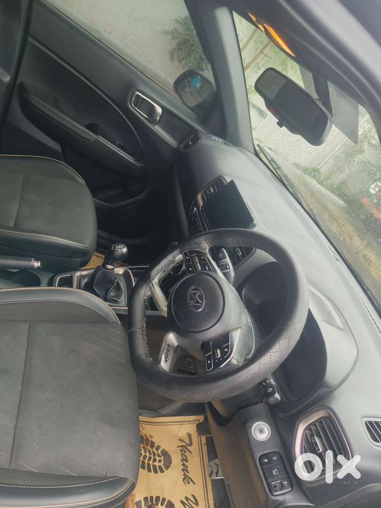 Hyundai Venue Sx 2023 Petrol.   22/12/2023 Model