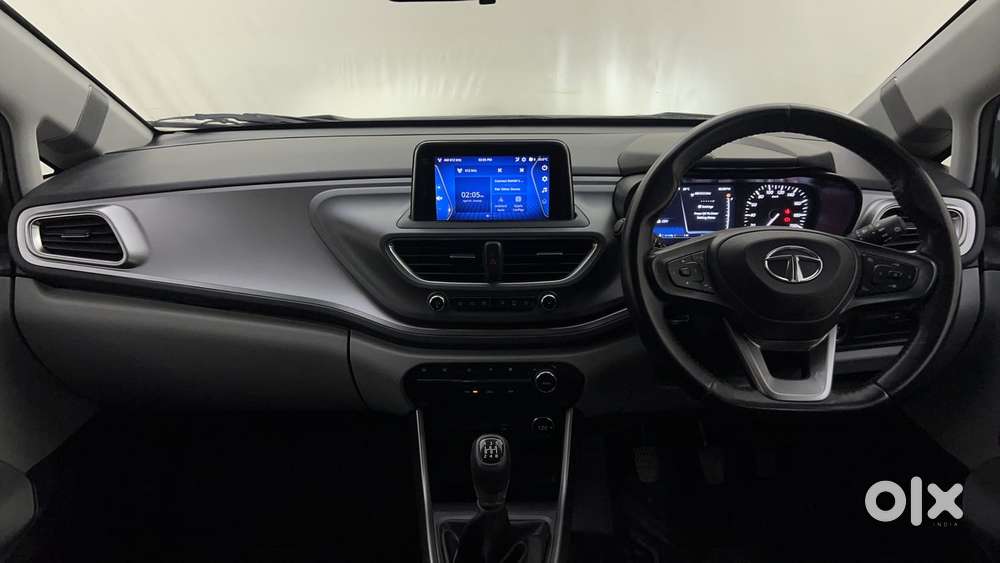 Tata Altroz Xz, 2020, Petrol