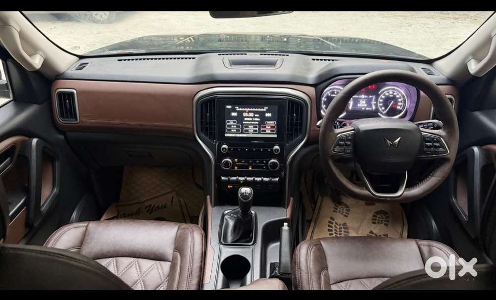 Mahindra Scorpio N Z4 Petrol Mt 7 Str, 2025, Petrol