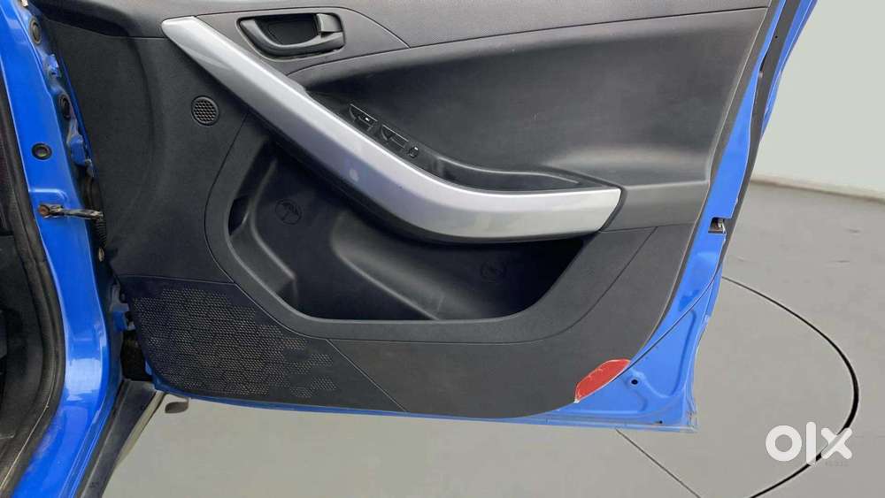 Tata Nexon 1.2 Revotron Xm (s), 2020, Petrol