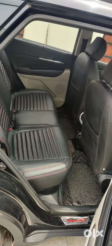 Kia Sonet 2023 Diesel Well Maintained, 15000km