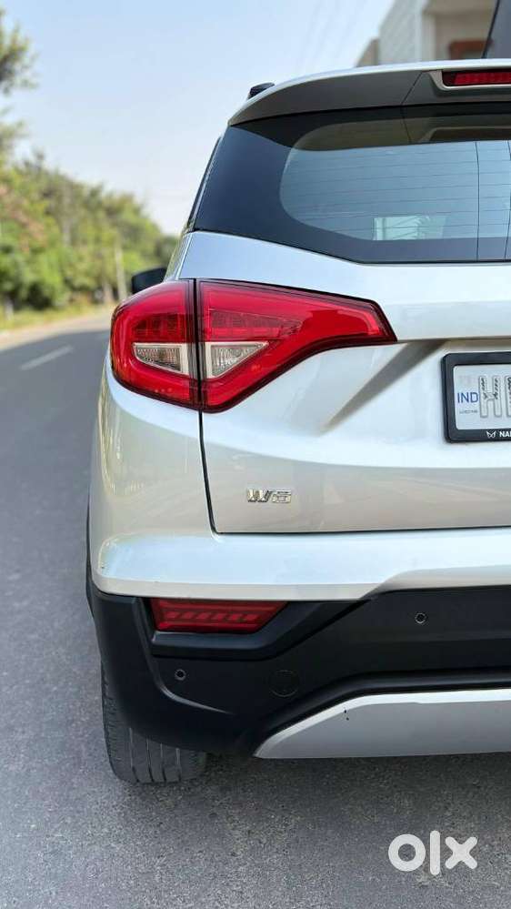 Mahindra Xuv300 W8 Option Dual Tone, 2019, Petrol