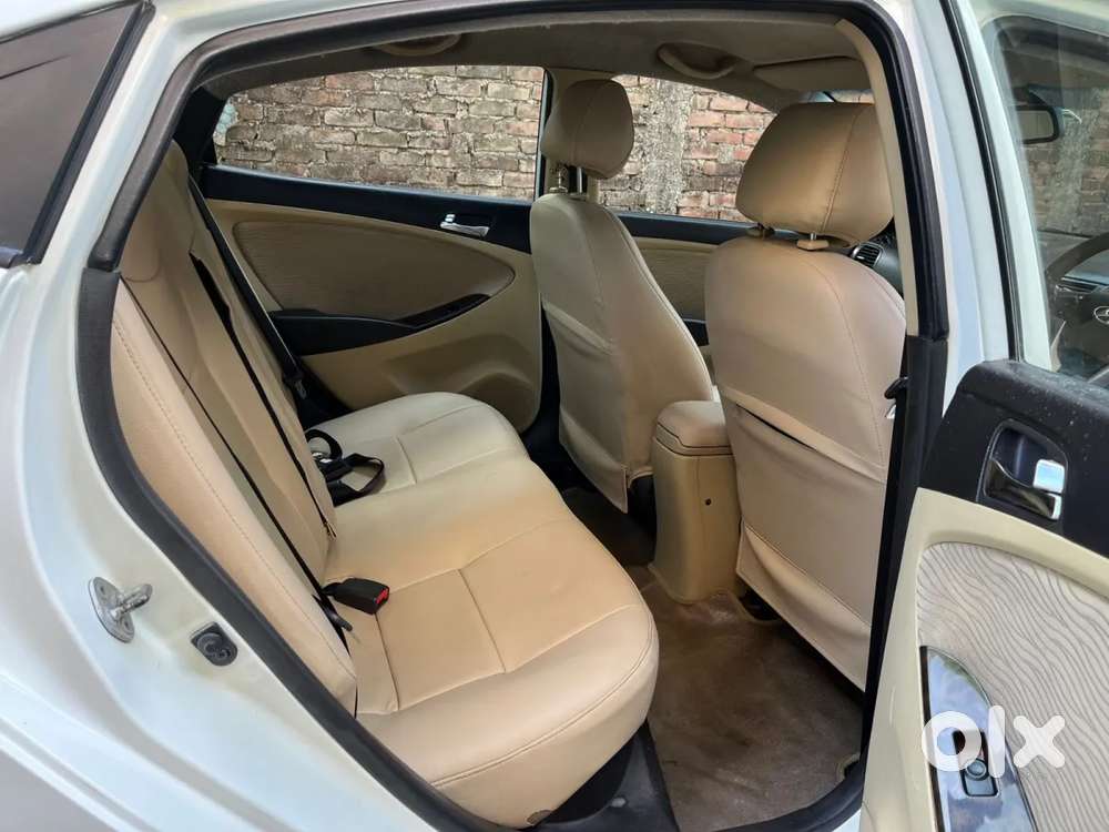 Hyundai Verna Vtvt 1.6 Sx, 2012, Petrol