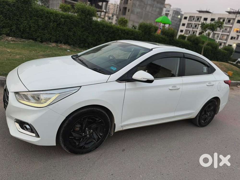 Hyundai Verna 2019 Top Model Sxo Options.