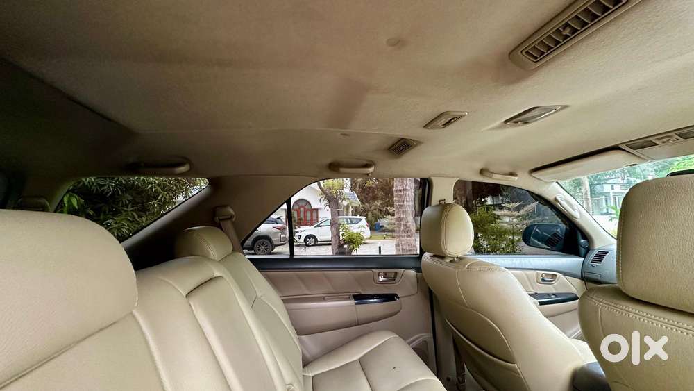 Toyota Fortuner 2011-2016 4x2 At, 2012, Diesel