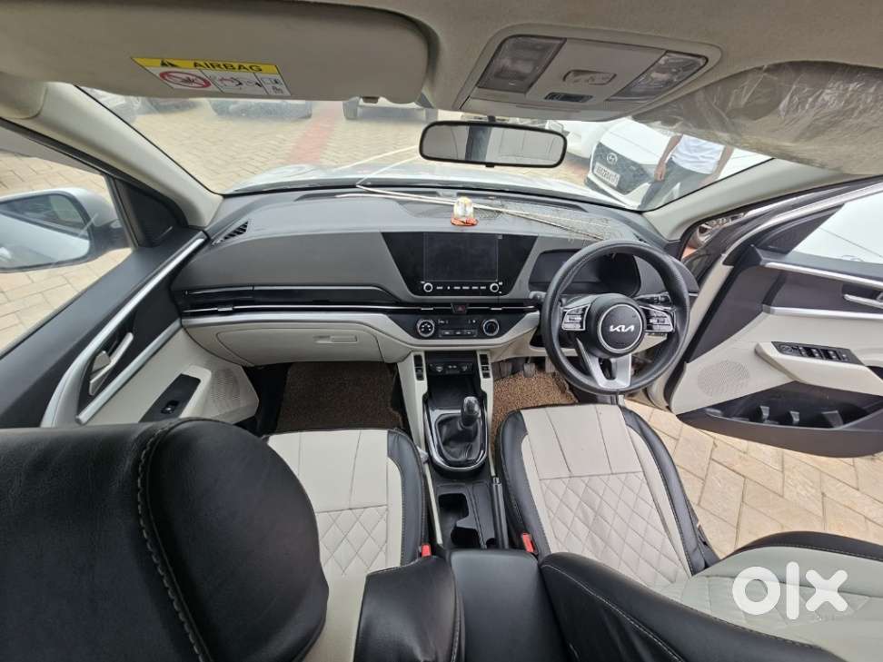 Kia Carens Prestige 1.5 Turbo Petrol Imt 7 Str, 2023, Petrol