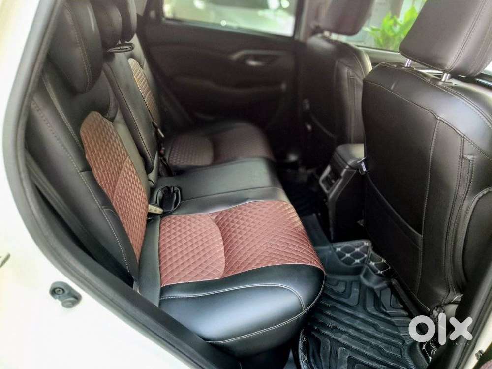 Maruti Suzuki Grand Vitara 1.5 Zeta Smart Hybrid At, 2024, Petrol