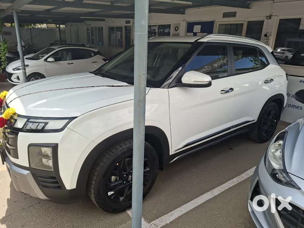 S(o)-diesel-alloy, Sunroof, Button Start Etc.,