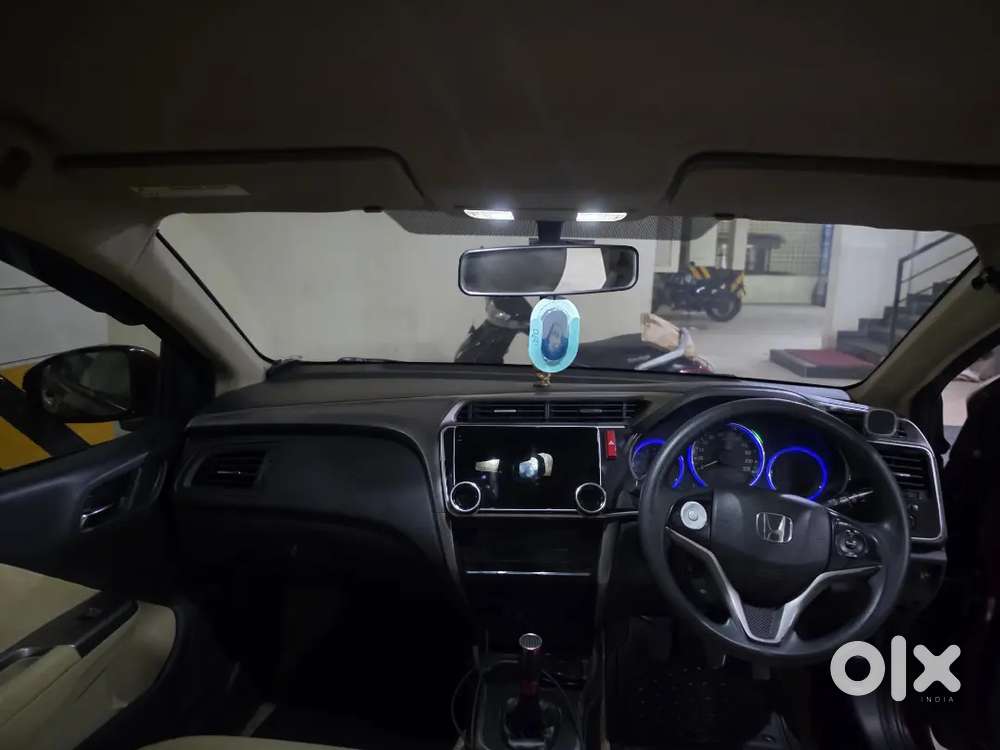 Honda City 1.5 V 2014