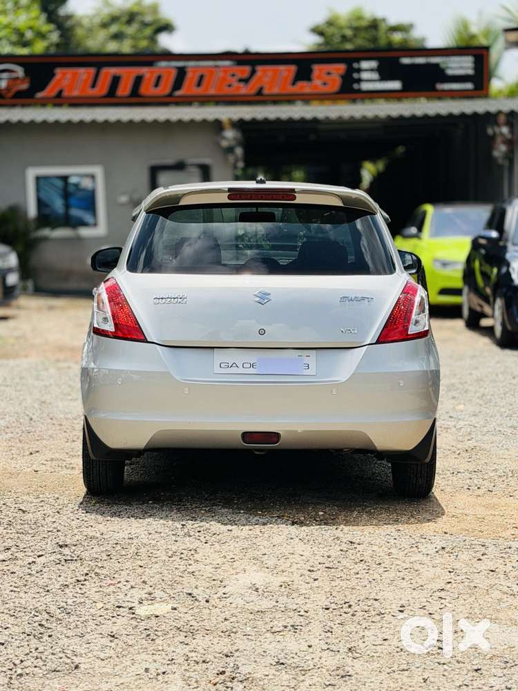 Maruti Suzuki Swift Vxi, 2012, Petrol