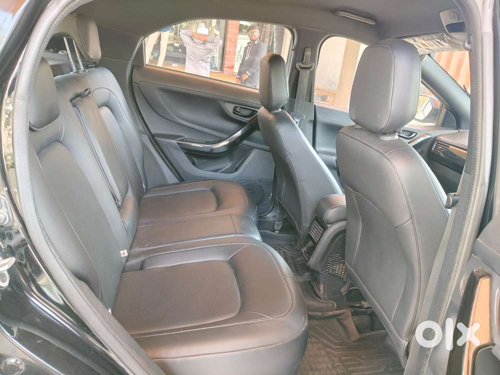 Tata Nexon 1.5 Revotorq Xza Plus Hs Dark Edition, 2022, Petrol