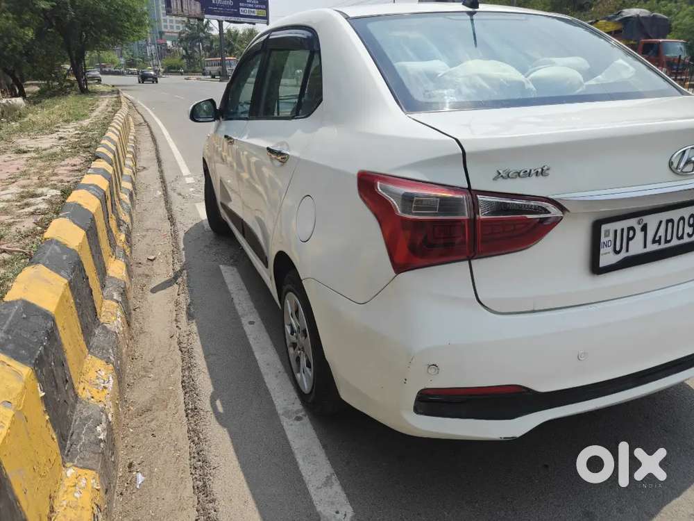 Hyundai Xcent 2018 Cng On Paper
