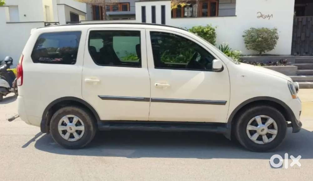 Mahindra Xylo 2.5 E8 2012
