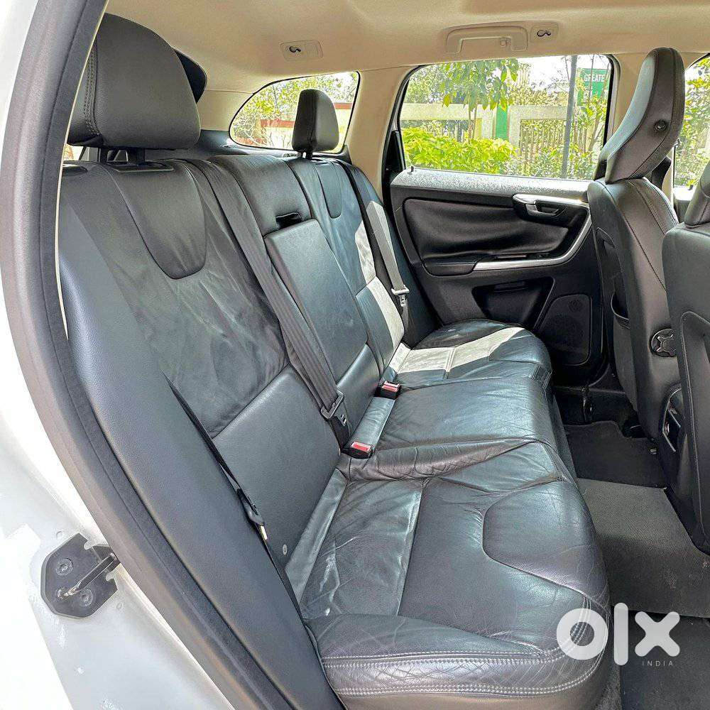 Volvo Xc60 D5 Awd Automatic, 2013, Diesel