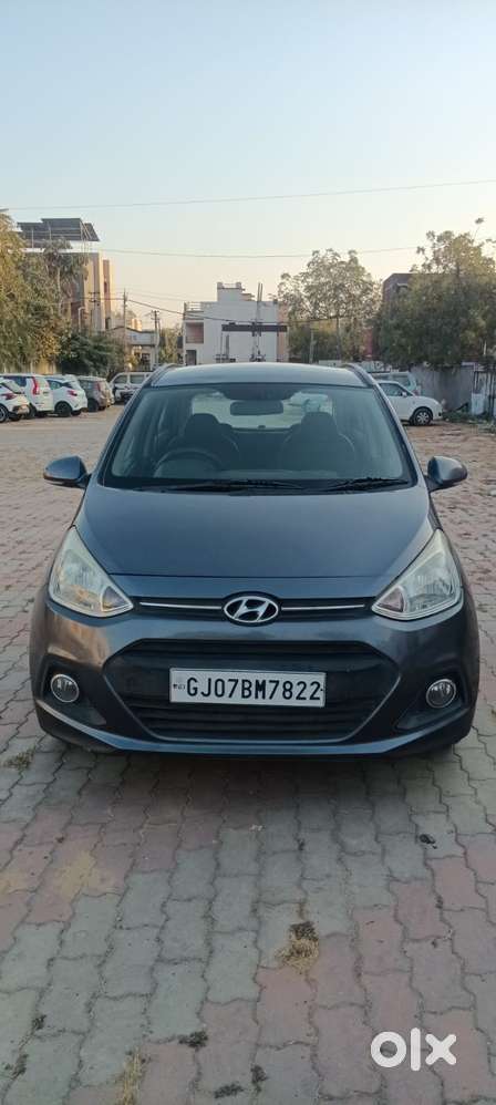 Hyundai Grand I10 2013-2016 Sportz, 2014, Petrol