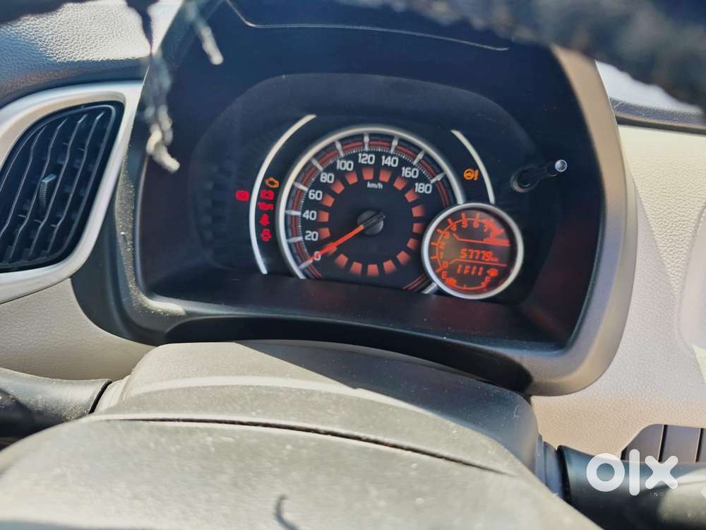 Maruti Suzuki Wagon R Zxi, 2022, Petrol