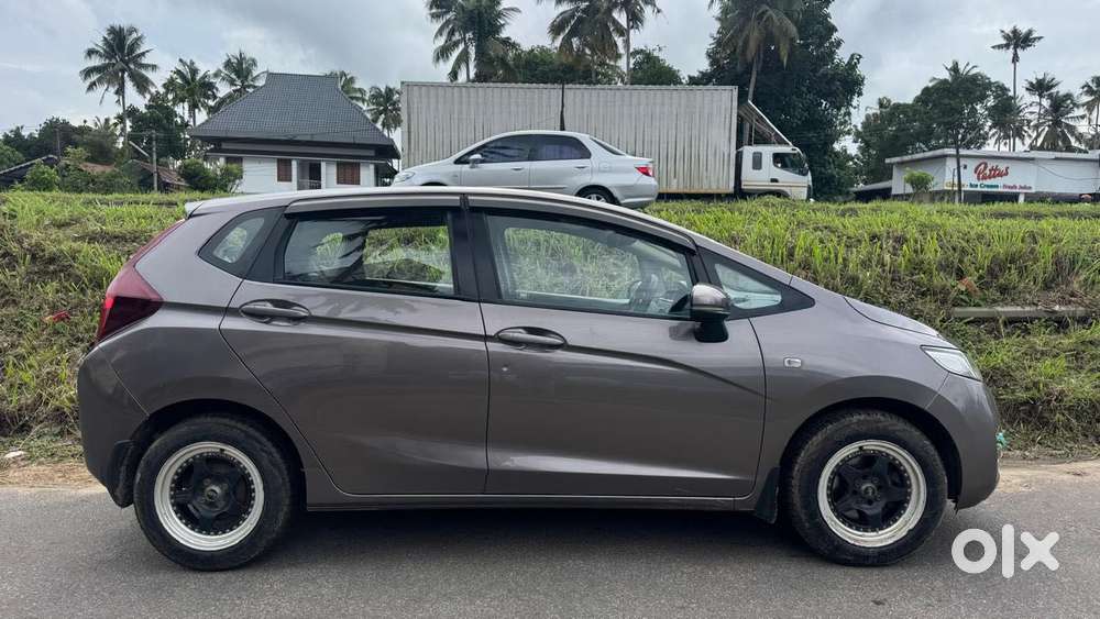 Honda Jazz S Mt I-vtec, 2016, Petrol