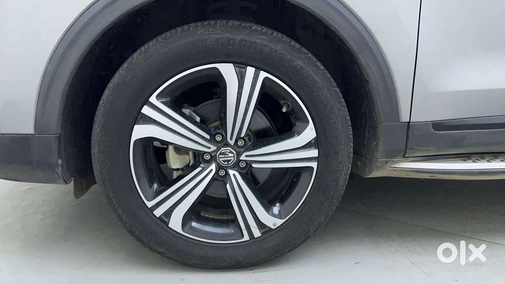 Mg Astor 1.5 Sharp(o) Cvt Ivory, 2024, Petrol