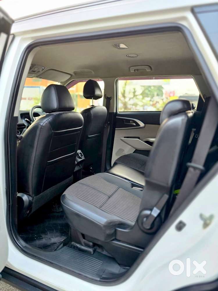 Kia Carens 1.5 Prestige 7 Str, 2023, Petrol