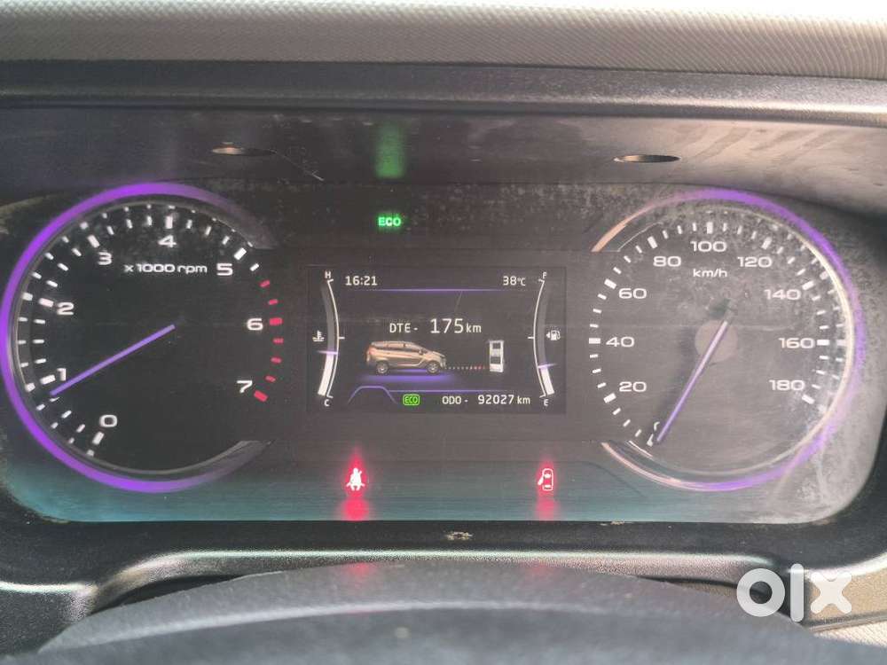 Mahindra Marazzo 1.5 M6 Plus 7 Str, 2021, Diesel