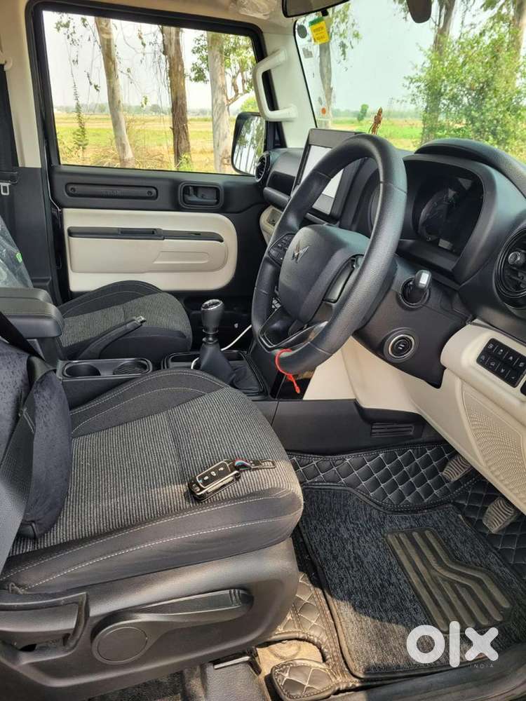 Mahindra Thar Roxx 2025 Diesel Manual