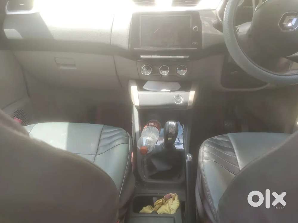 Renault Triber Amt Petrol