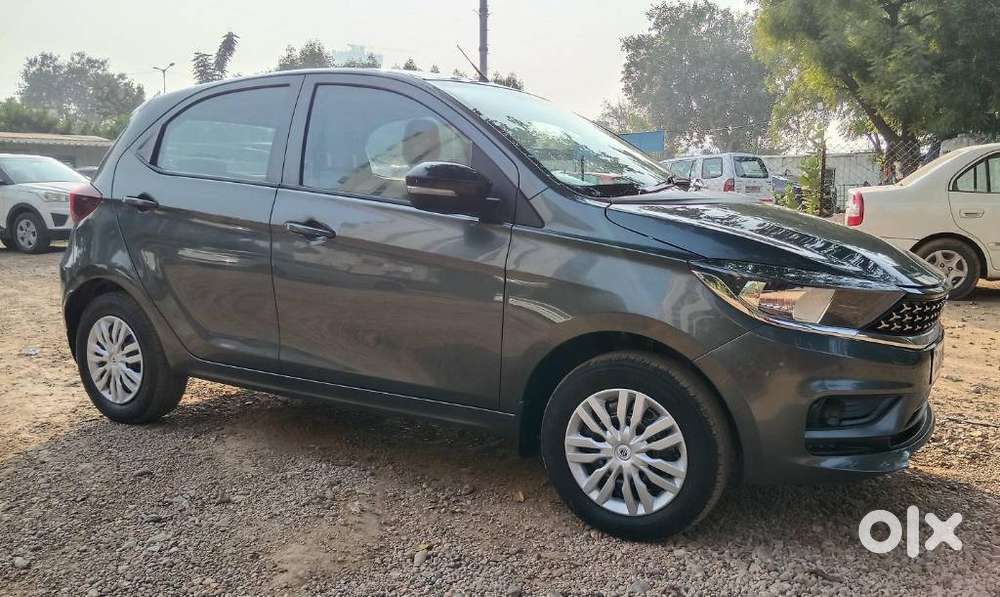 Tata Tiago 1.05 Revotorq Xt Option, 2022, Petrol