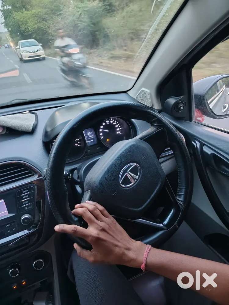 Tata Tiago Revotron Xt 2019