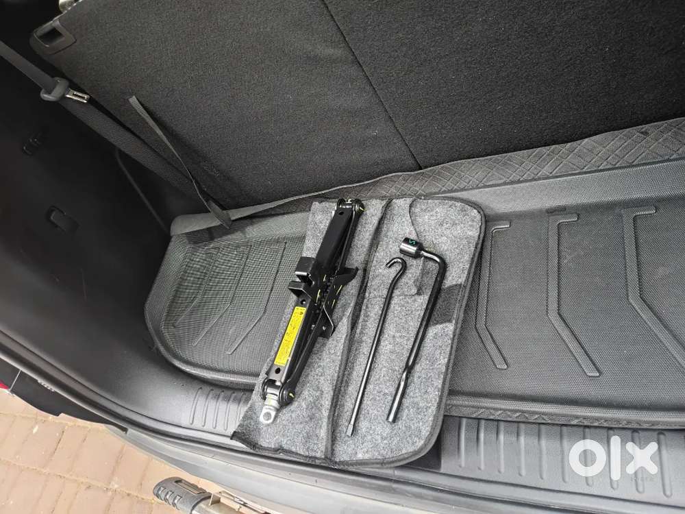 Kia Carens Petrol Well Maintained