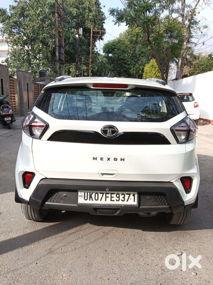 Tata Nexon 1.2 Revotron Xm (s), 2022, Petrol