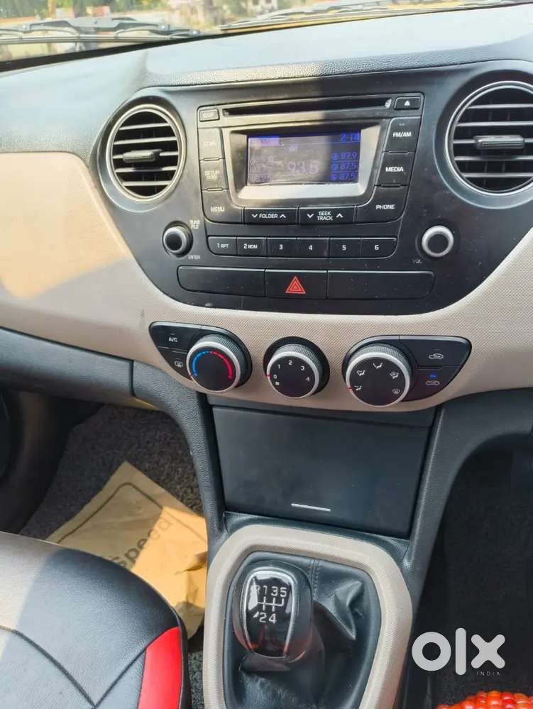 Hyundai Xcent 2015 Diesel 70000 Km Driven