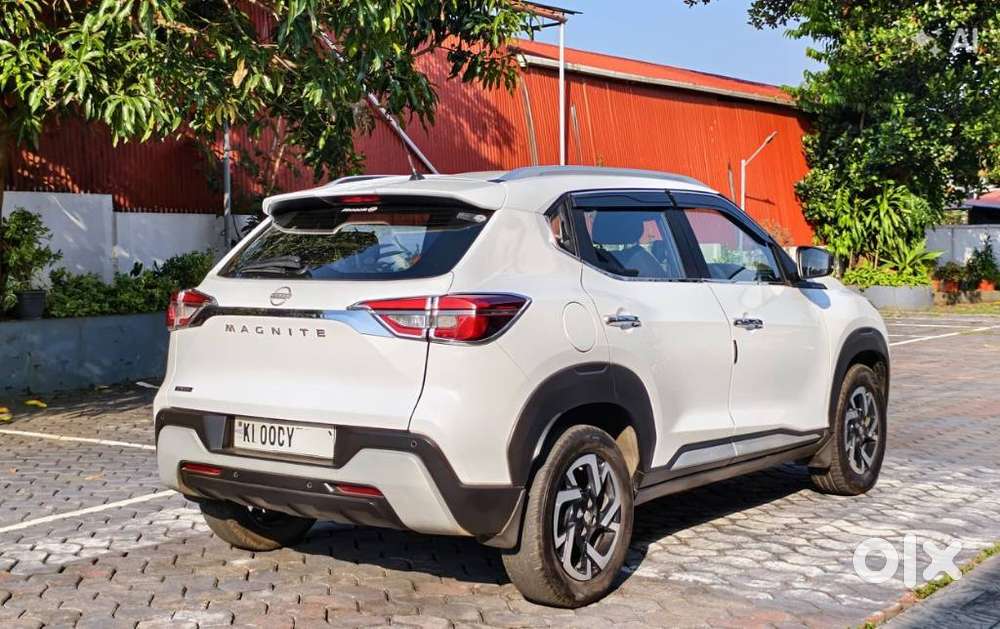 Nissan Magnite Xv Turbo, 2021, Petrol