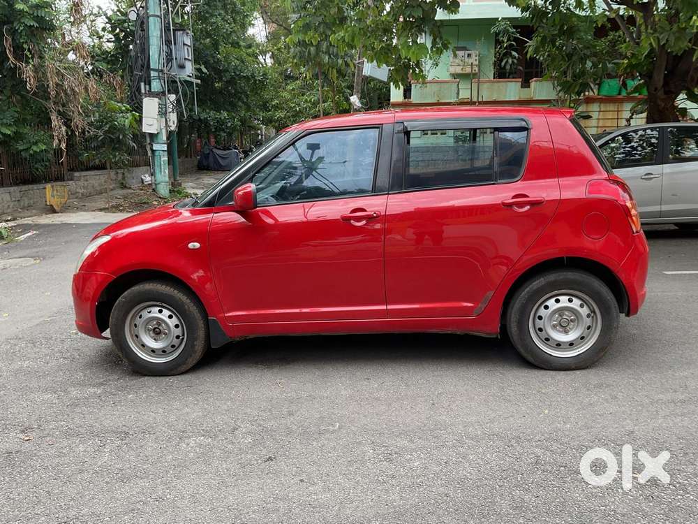 Maruti Suzuki Swift Vxi + Manual, 2007, Petrol