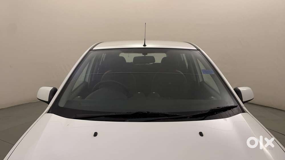 Ford Figo 2010-2012 Petrol Titanium, 2011, Petrol