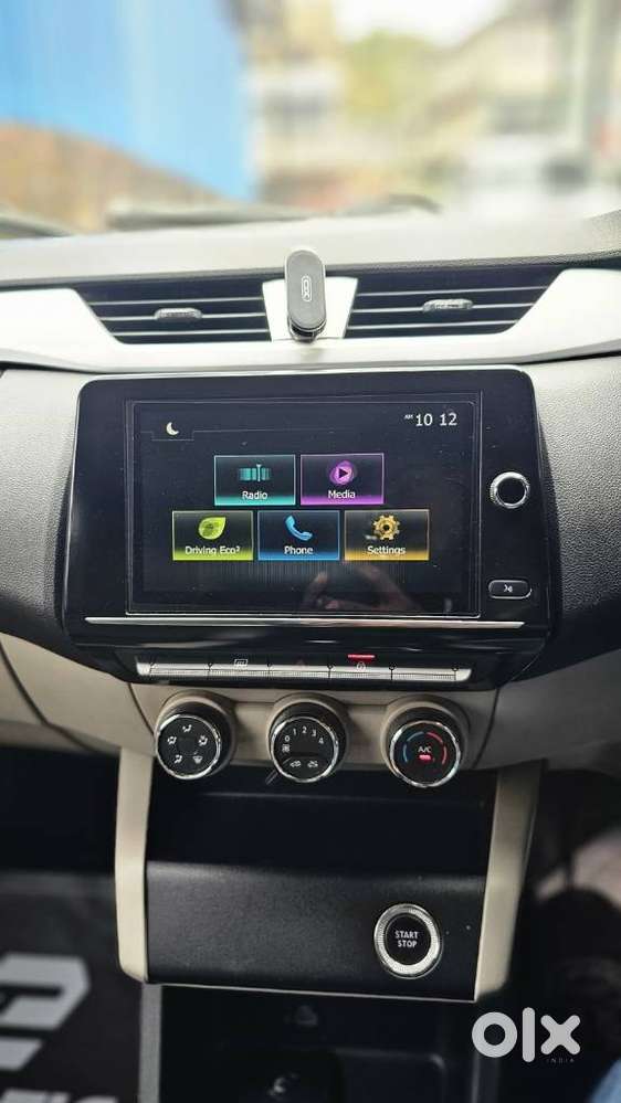 Renault Triber Rxz, 2019, Petrol