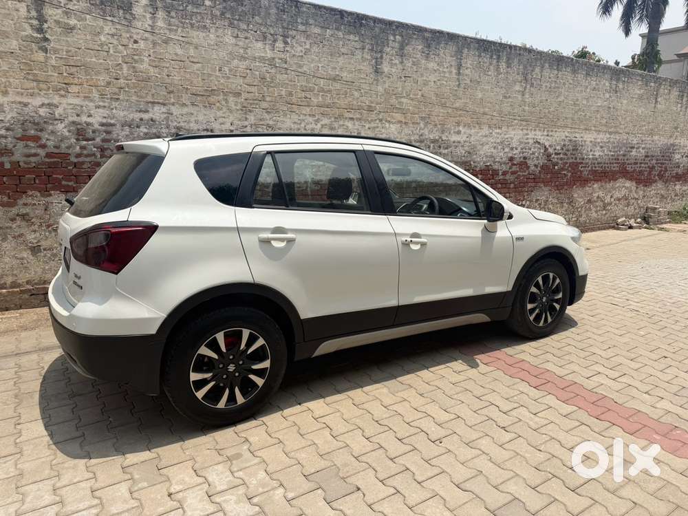 S Cross Hybrid 2019 Zdi+