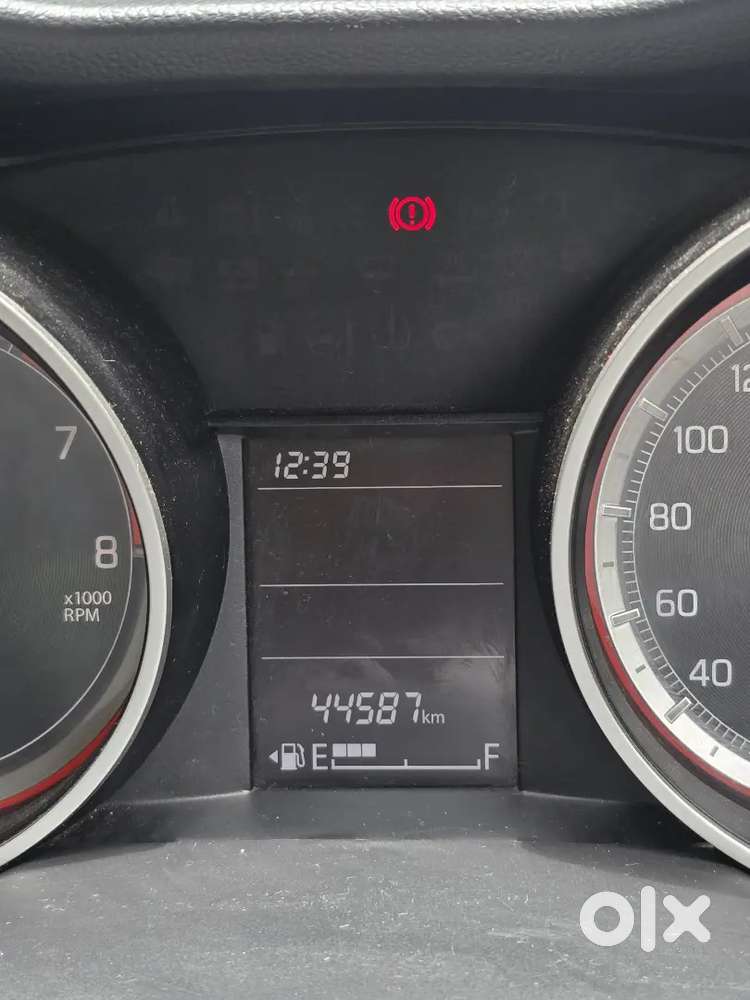 Maruti Suzuki Swift Vxi 2018