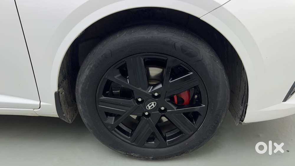 Hyundai Verna 1.5 Sx (o) Turbo Petrol Mt, 2023, Petrol