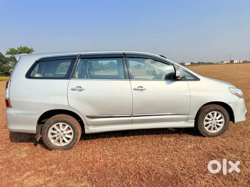 Toyota Innova 2013 Diesel Well Maintained