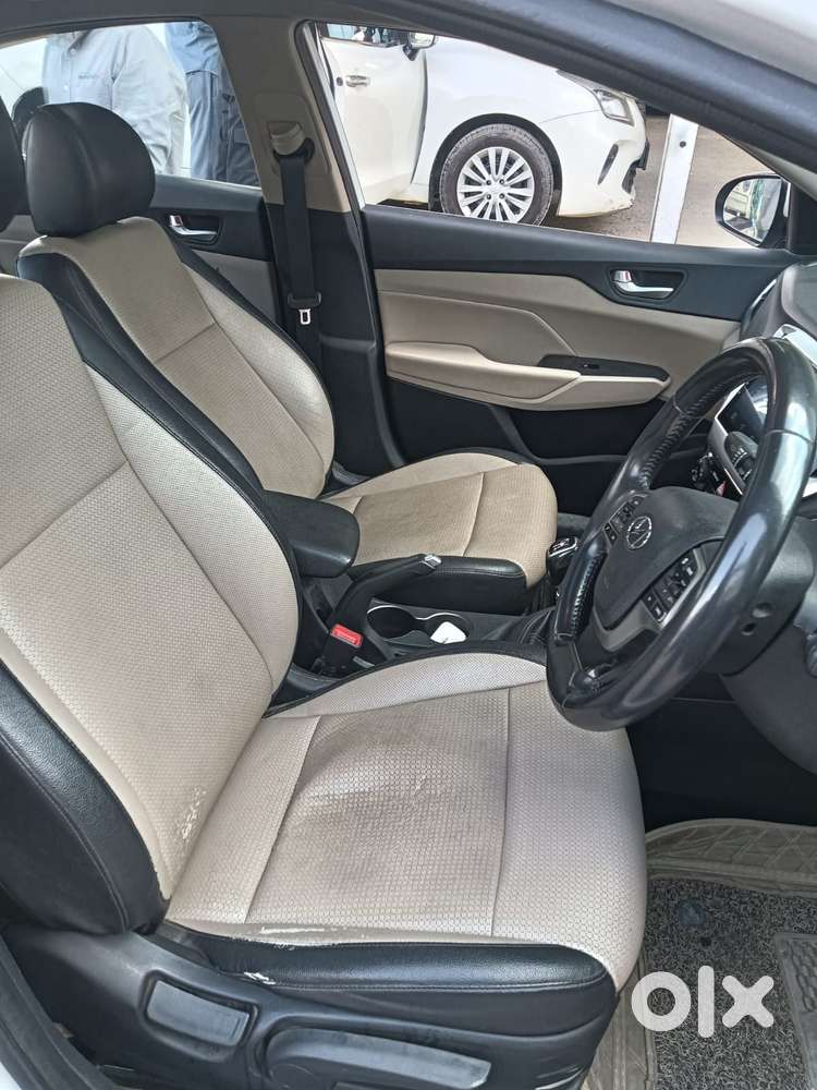 Hyundai Verna 1.6 Sx (o) Vtvt, 2018, Petrol