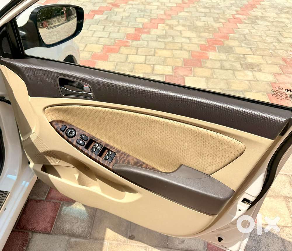 Hyundai Verna 1.6 Sx (o) Crdi At, 2013, Diesel