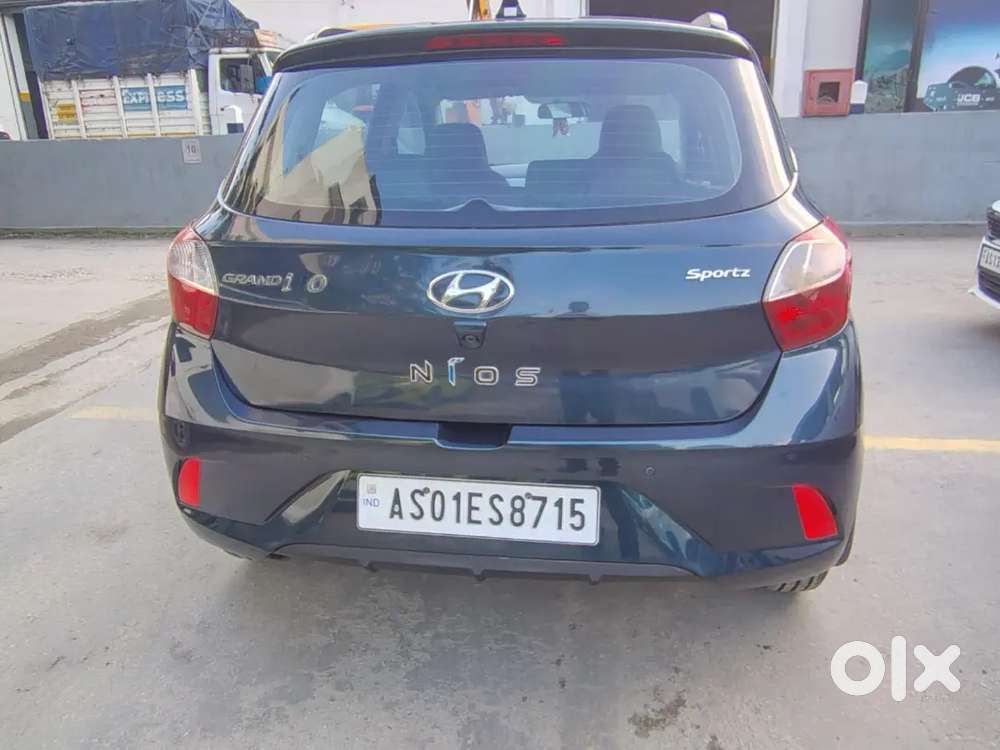 Hyundai Grand I10 Sportz Petrol