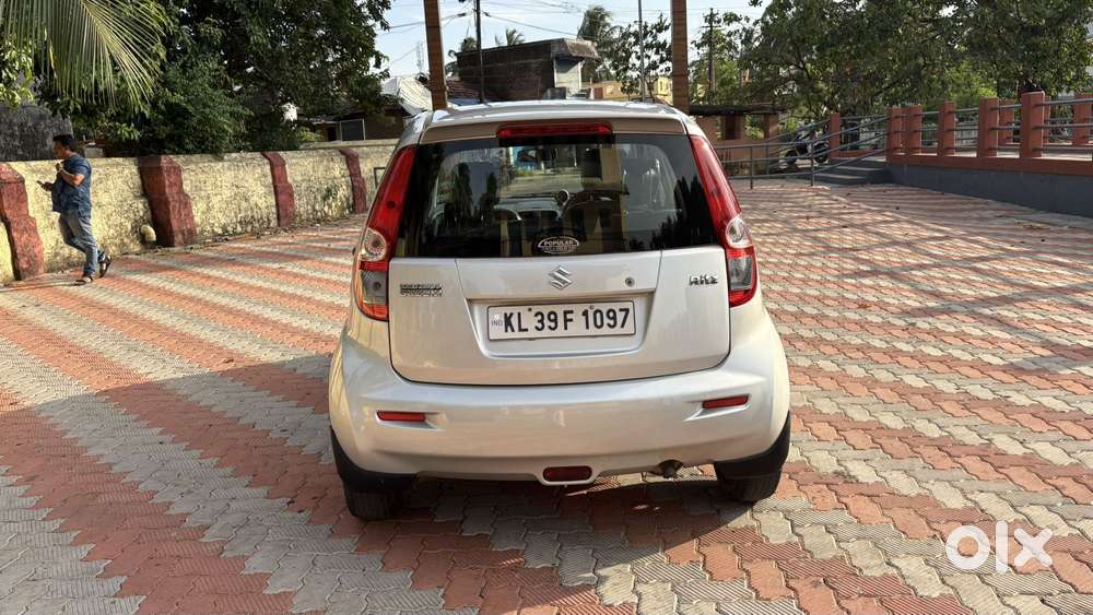 Maruti Suzuki Ritz Vxi, 2013, Petrol