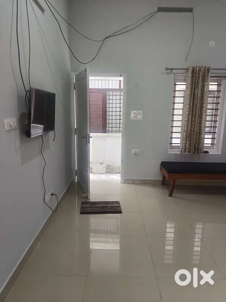 AC 1 Bed room, Hall cum kitchen, 2 ND floor,Bike parking,Pullepady,EKM ...