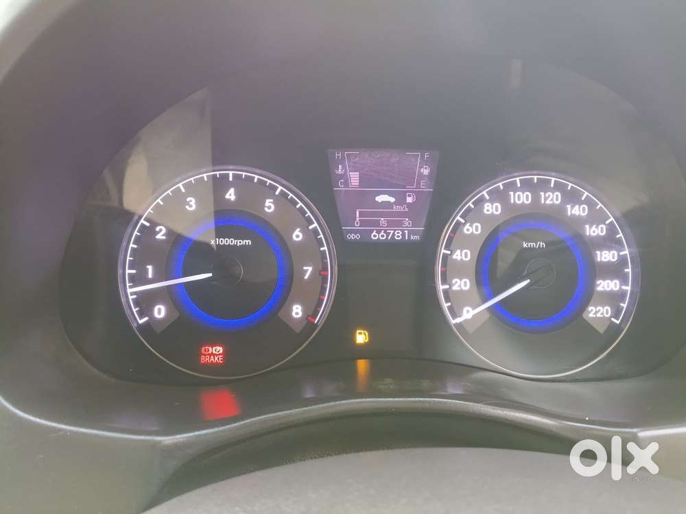 Hyundai Verna Vtvt 1.6 Sx, 2016, Petrol