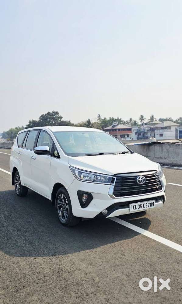 Toyota Innova Crysta