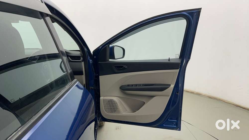 Renault Triber Rxt, 2020, Petrol