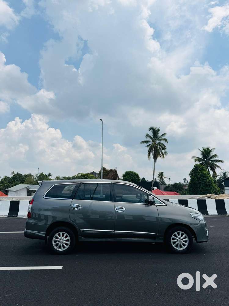 Toyota Innova 2.5 Vx 7 Str, 2012, Diesel